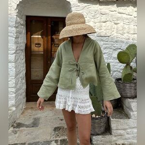 18 Commense Oversized Long Tie-Front Sleeve Blouse